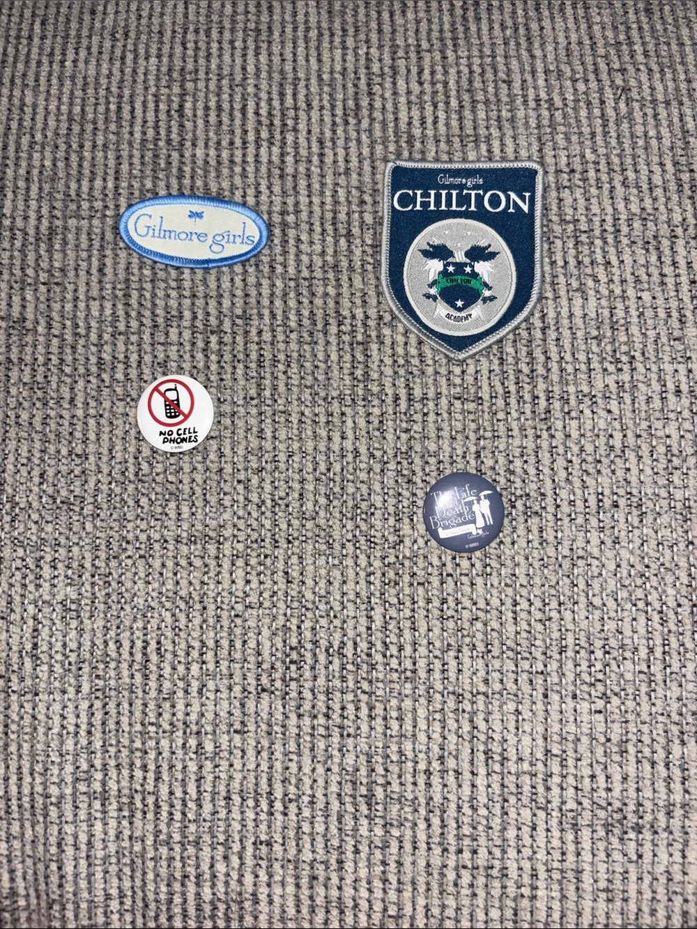 Netflix Kids Accessories Patch & Pin Set - Blue, White, Green, Red
